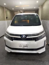 Toyota Voxy X 2015 for Sale