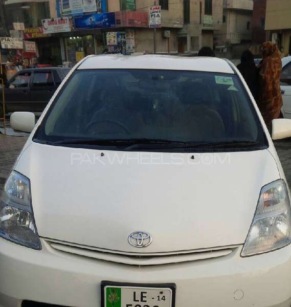 ٹویوٹا پرایوس 2010 for Sale in لاہور Image-1