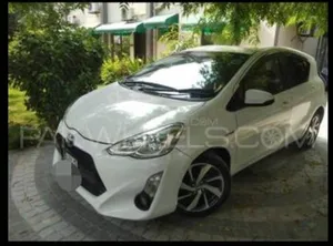 Toyota Aqua G 2012 for Sale