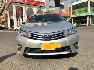 Toyota Corolla Altis CVT-i 1.8 2016 for Sale