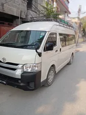 Toyota Hiace High-Roof 3.0 2010 for Sale