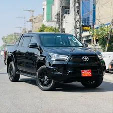 Toyota Hilux Revo V Automatic 2.8 2022 for Sale