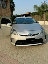 Toyota Prius S Touring Selection 1.8 2015 for Sale