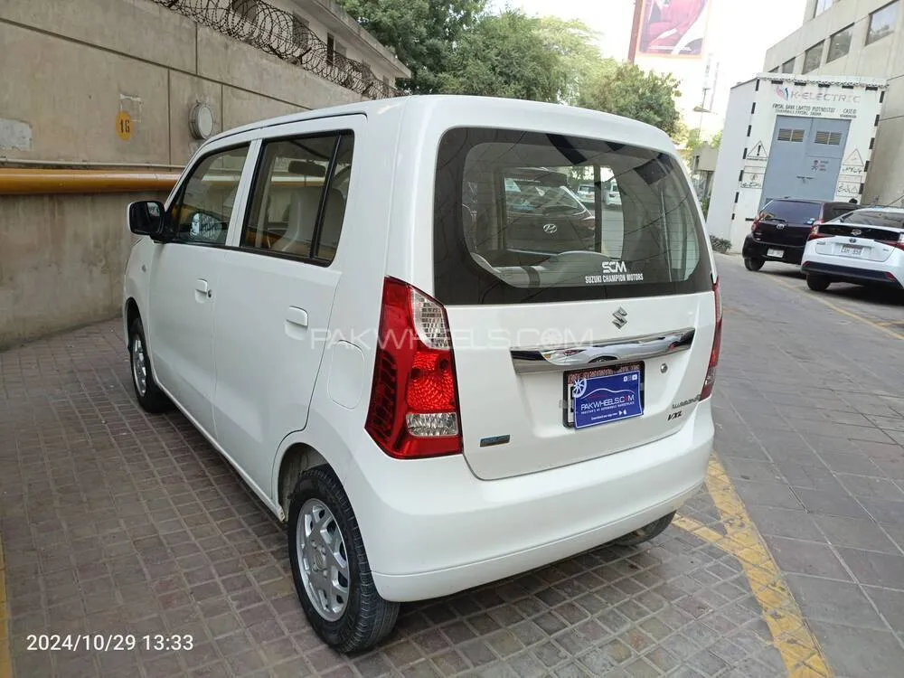سوزوکی ویگن آر 2022 for Sale in کراچی سوزوکی ویگن آر 2022 for Sale in کراچی Image-5