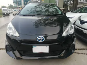 Toyota Aqua S 2015 for Sale