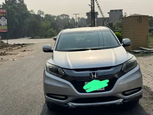 Honda Vezel Hybrid X 2020 for Sale