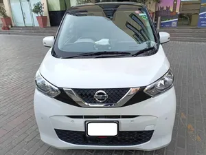 Nissan Dayz Highway Star X 2020 for Sale