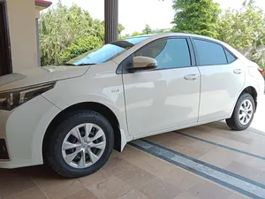 Toyota Corolla GLi 1.3 VVTi 2015 for Sale