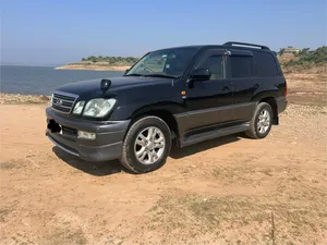 Toyota Land Cruiser Cygnus 2005 for Sale