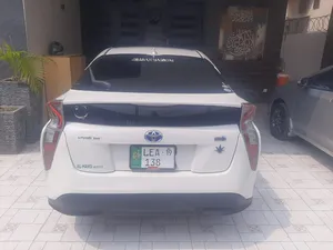 Toyota Prius S 2016 for Sale