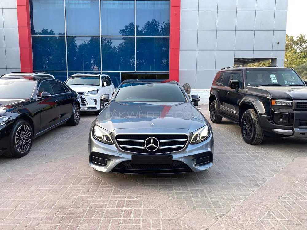 Mercedes Benz E Class 2020 for Sale in Karachi Image-1
