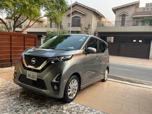 Nissan Dayz Highway Star S hybrid X pro pilot 2019 for Sale