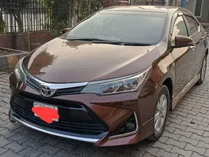 Toyota Corolla Altis Grande CVT-i 1.8 2015 for Sale