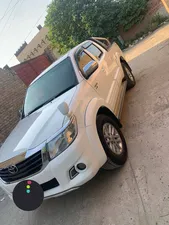 Toyota Hilux 2015 for Sale