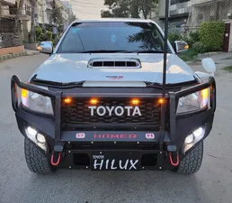 Toyota Hilux D-4D Automatic 2013 for Sale