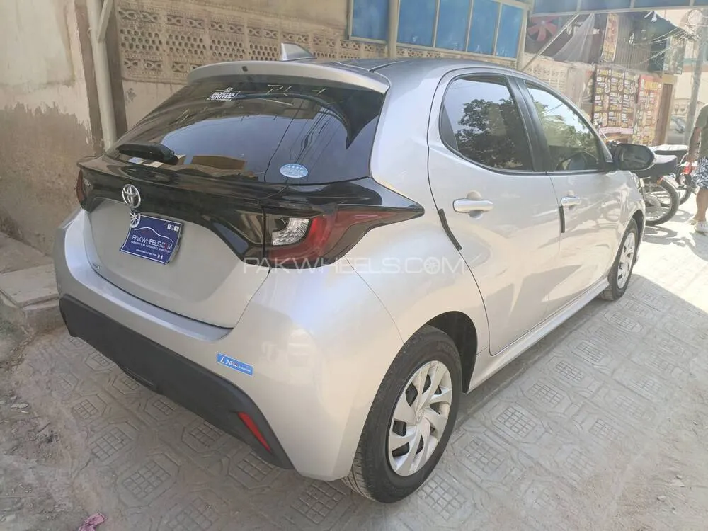 Toyota Yaris Hatchback 2020 for Sale in Karachi Toyota Yaris Hatchback 2020 for Sale in Karachi Image-4