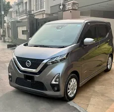 Nissan Dayz Highway Star S hybrid X pro pilot 2020 for Sale