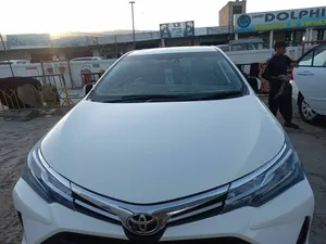 Toyota Corolla Altis Grande CVT-i 1.8 2017 for Sale