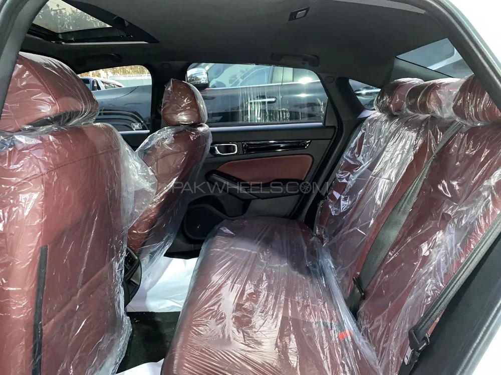 Honda Civic 2024 for Sale in Karachi Honda Civic 2024 for Sale in Karachi Image-13