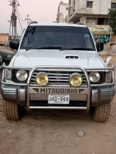 Mitsubishi Pajero Exceed Automatic 2.8D 1992 for Sale