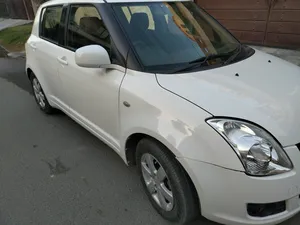 Suzuki Swift DLX 1.3 2017 for Sale