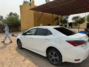 Toyota Corolla Altis Grande CVT-i 1.8 2017 for Sale