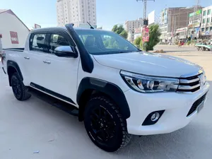 Toyota Hilux Revo V Automatic 2.8 2018 for Sale