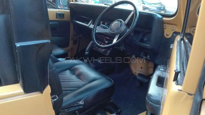 Jeep Cj 7 1983 for Sale in Karachi Jeep Cj 7 1983 for Sale in Karachi Image-5