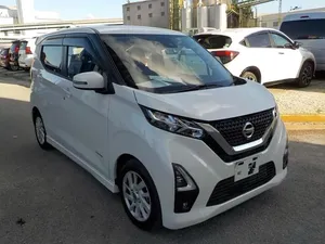 Nissan Dayz Highway Star S hybrid X pro pilot 2022 for Sale