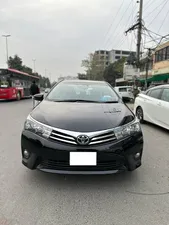 Toyota Corolla Altis Grande CVT-i 1.8 2015 for Sale