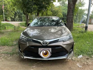 Toyota Corolla Altis Grande CVT-i 1.8 2016 for Sale