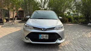 Toyota Corolla Axio Hybrid 1.5 2016 for Sale