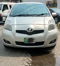 Toyota Vitz F 1.3 2013 for Sale