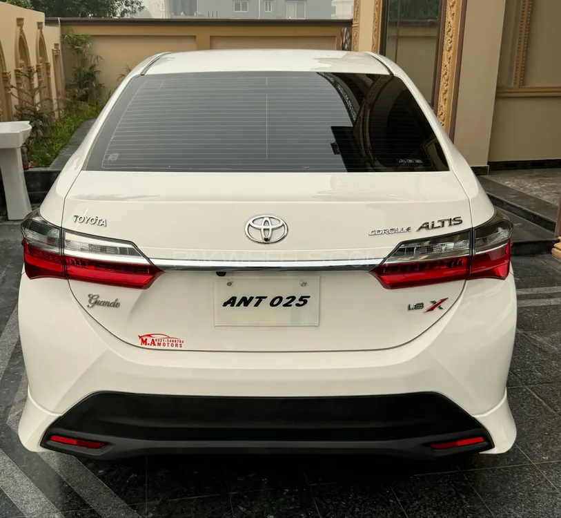 Toyota Corolla 2022 for Sale in Lahore Toyota Corolla 2022 for Sale in Lahore Image-7