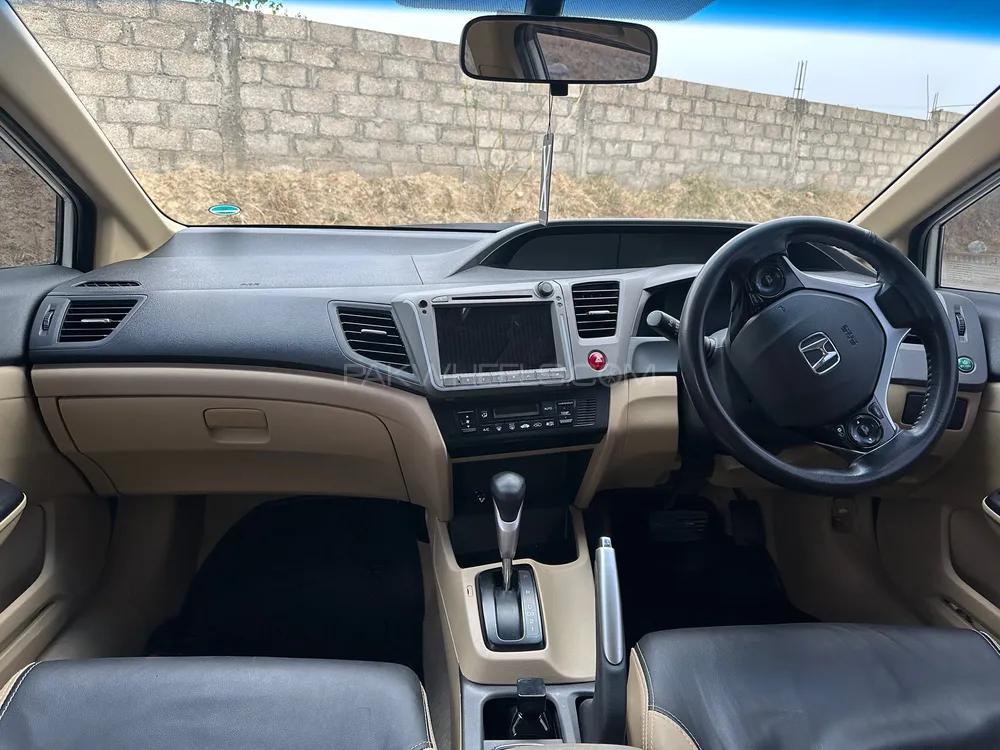 Honda Civic 2016 for Sale in Rawalpindi Honda Civic 2016 for Sale in Rawalpindi Image-9