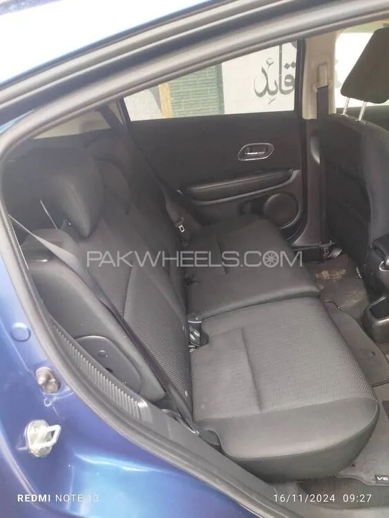 Honda Vezel 2015 for Sale in Lahore Honda Vezel 2015 for Sale in Lahore Image-11