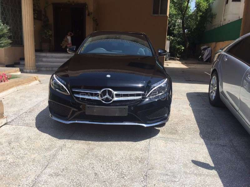 Mercedes Benz C Class 2016 for Sale in Islamabad Image-1