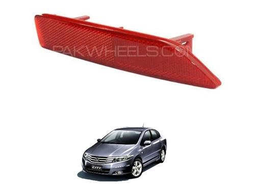 Honda City 2014-2021 Rear Bumper Reflector - 2 Pcs Set  Honda City 2014-2021 Rear Bumper Reflector - 2 Pcs Set