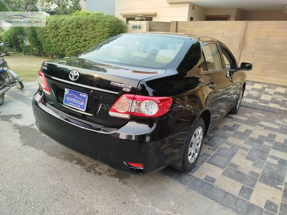Toyota Corolla 2011 for Sale in Lahore Toyota Corolla 2011 for Sale in Lahore Image-4