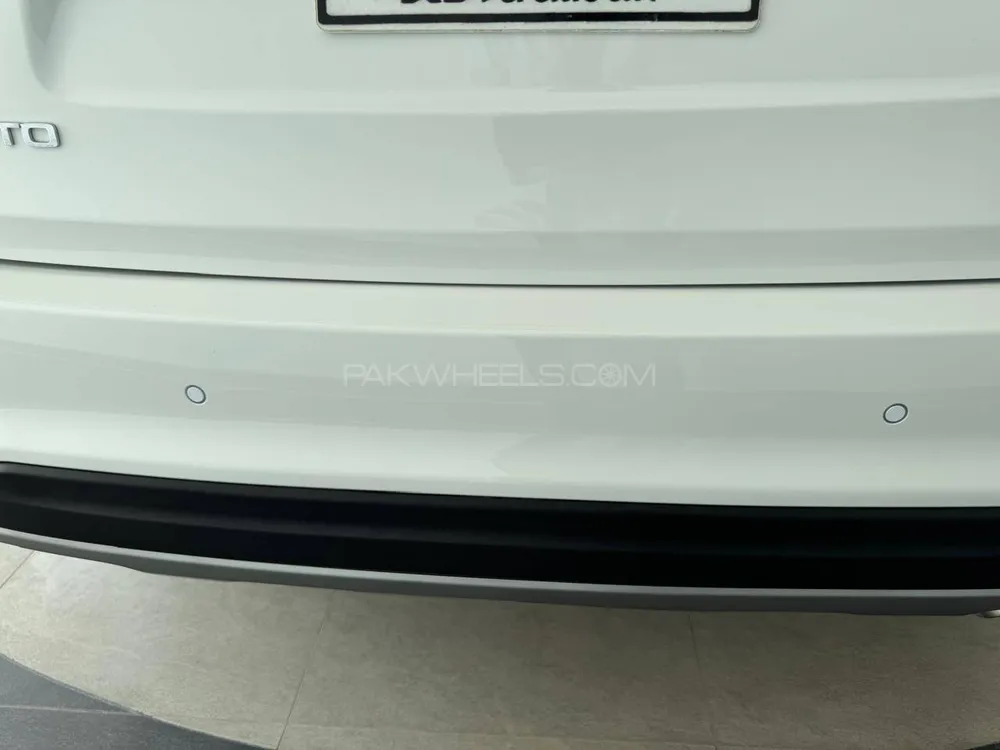 KIA Sorento 2024 for Sale in Sialkot KIA Sorento 2024 for Sale in Sialkot Image-18