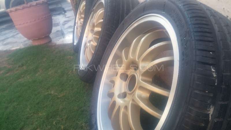 17" rims with 225/45/17 tyres Image-1