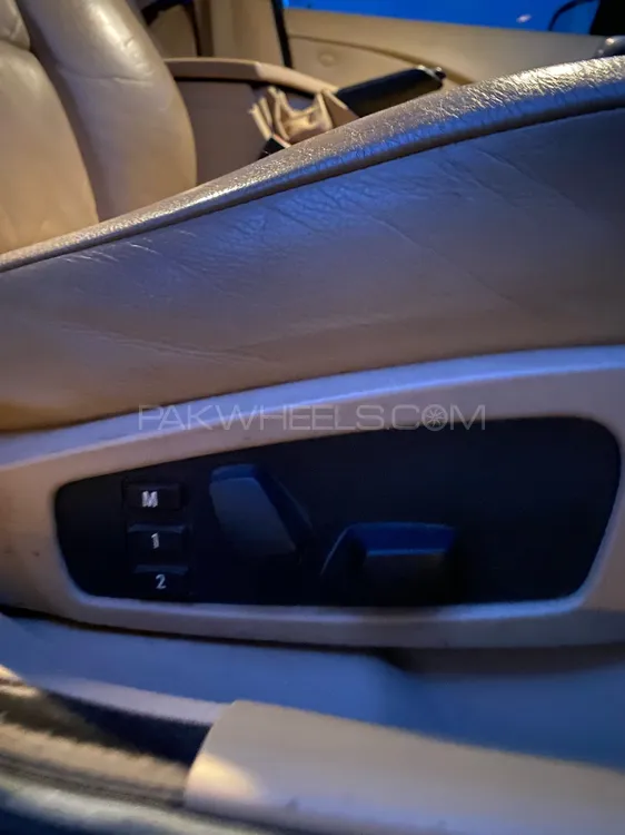BMW 5 Series 2006 for Sale in Karachi BMW 5 Series 2006 for Sale in Karachi Image-10