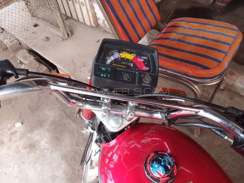 Yamaha Dhoom YD-70 2011 for Sale Yamaha Dhoom YD-70 2011 for Sale Image-8