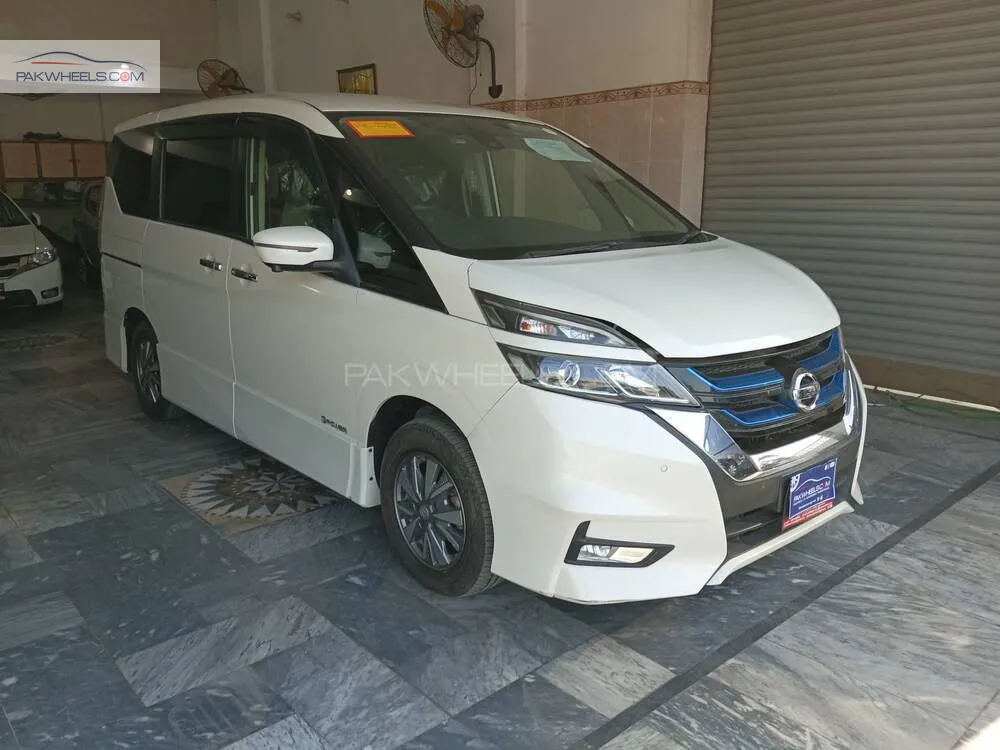 Nissan Serena 2018 for Sale in Gujranwala Nissan Serena 2018 for Sale in Gujranwala Image-2