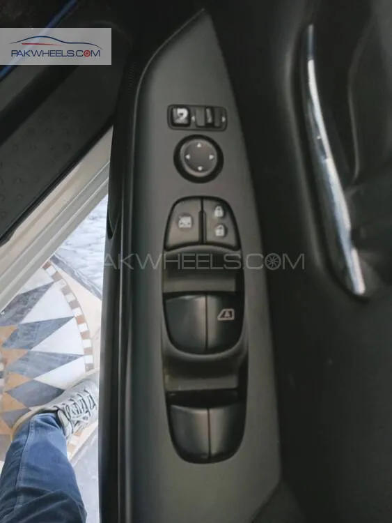 Nissan Serena 2018 for Sale in Gujranwala Nissan Serena 2018 for Sale in Gujranwala Image-12