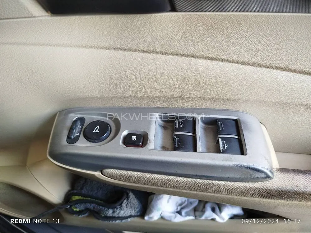 Honda City 2017 for Sale in Karachi Honda City 2017 for Sale in Karachi Image-12