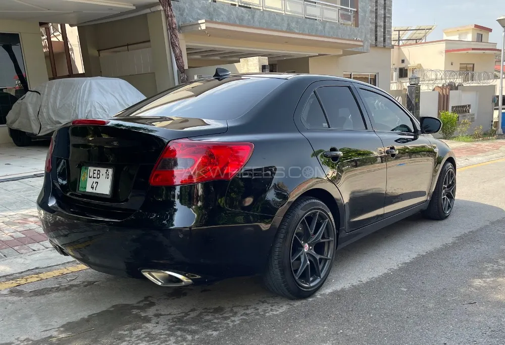 Suzuki Kizashi 2015 for Sale in Islamabad Image-1