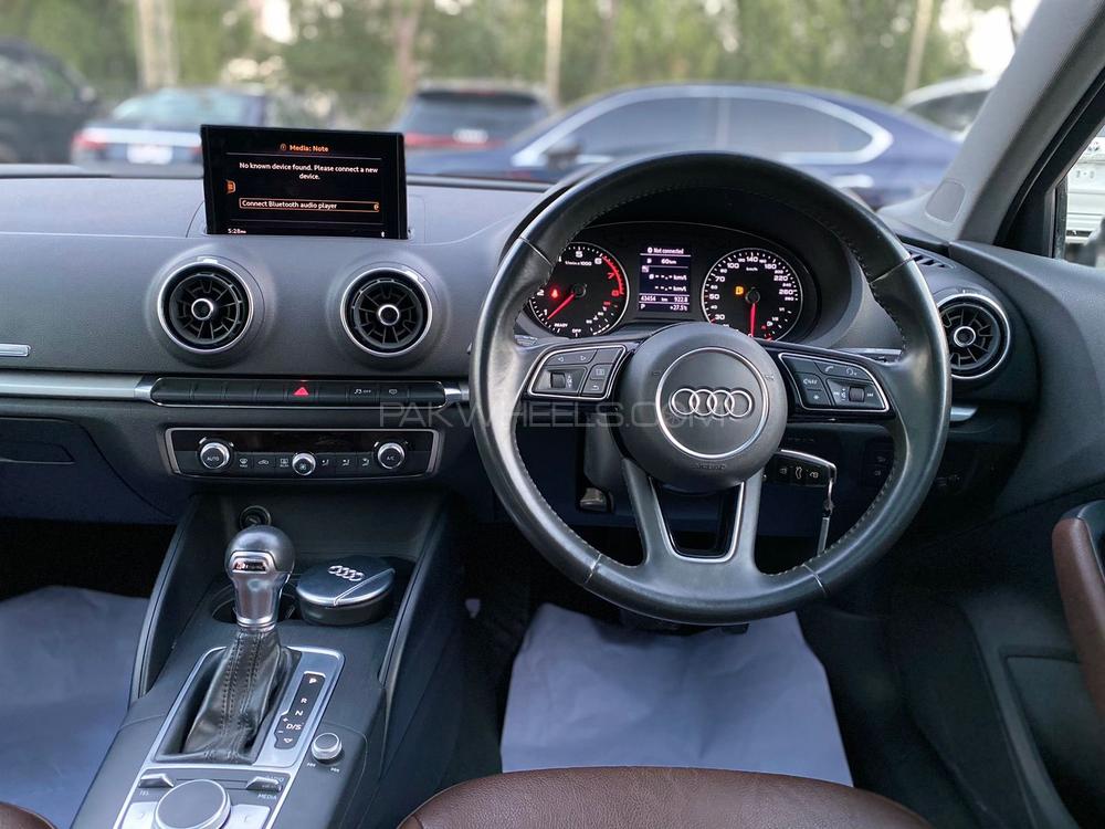 Make: Audi A3
Model: 2018
Mileage: 43,000 km
Reg: 2018 khi

*Sunroof 
*Bruno room

Calling and Visiting Hours

Monday to Saturday

11:00 AM to 7:00 PM