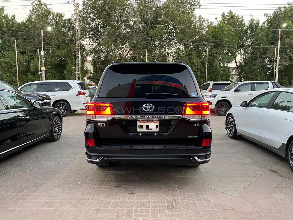 Make: Land Cruiser ZX
Model: 2019
Mileage: 23,500 km 
Reg year: 2019

*Original TV + 4 cameras
*Rear entertainment 
*Cool box
*Back autodoor 
*Sunroof
*Radar 
*7 seater

Calling and Visiting Hours

Monday to Saturday 

11:00 AM to 7:00 PM