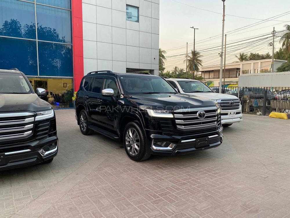 Toyota Land Cruiser ZX LC300 
3.5L Twin Turbo Petrol
Model: 2023
Mileage: 1,400 km
Reg: 2023 khi  

*PPF Coated
*Heads up Display
*Fingerprint Start
*Rear Entertainment 
*Cool Box
*Beige Room 
*7 Seater 
*Back Autodoor 
*JBL Sound System

Calling and Visiting Hours

Monday to Saturday 

11:00 AM to 7:00 PM